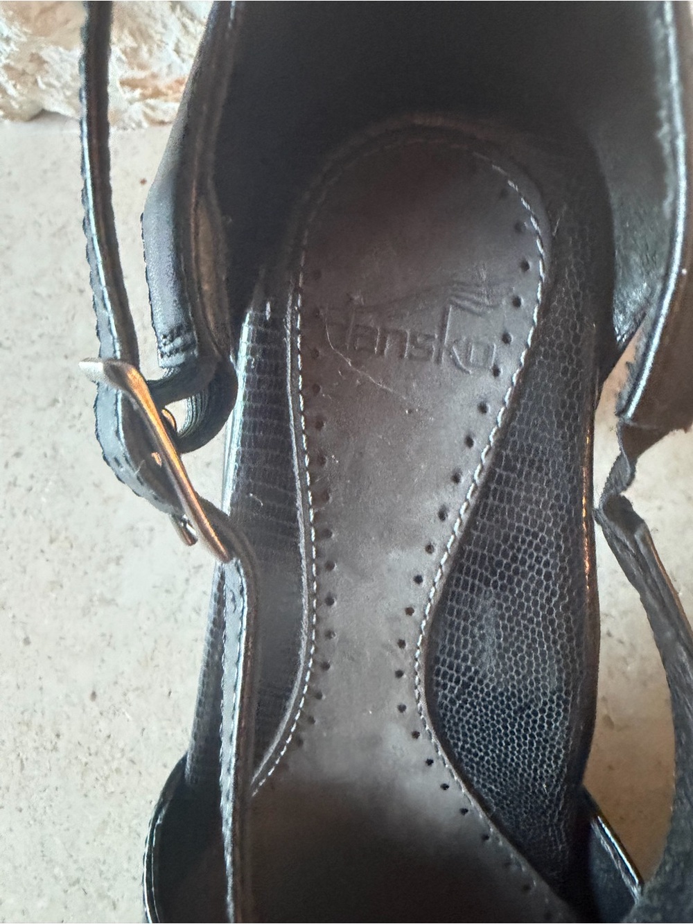Dansko Black Leather Heels Size 7.5 Timeless - Picture 9 of 11